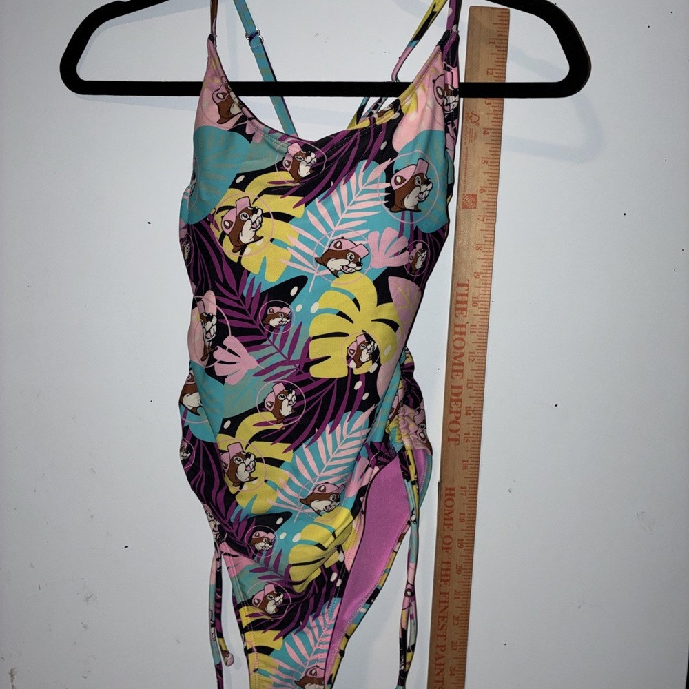 Bucees Swimsuits Bathing Suit Woman's One Piece Tropical Size Small Floral